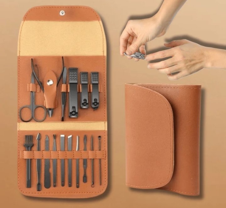 Manicure And Pedicure Set (16 pcs)